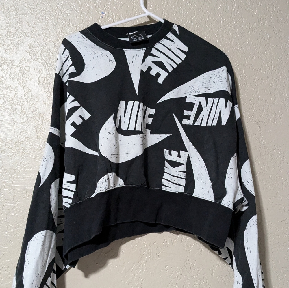 Nike crop top